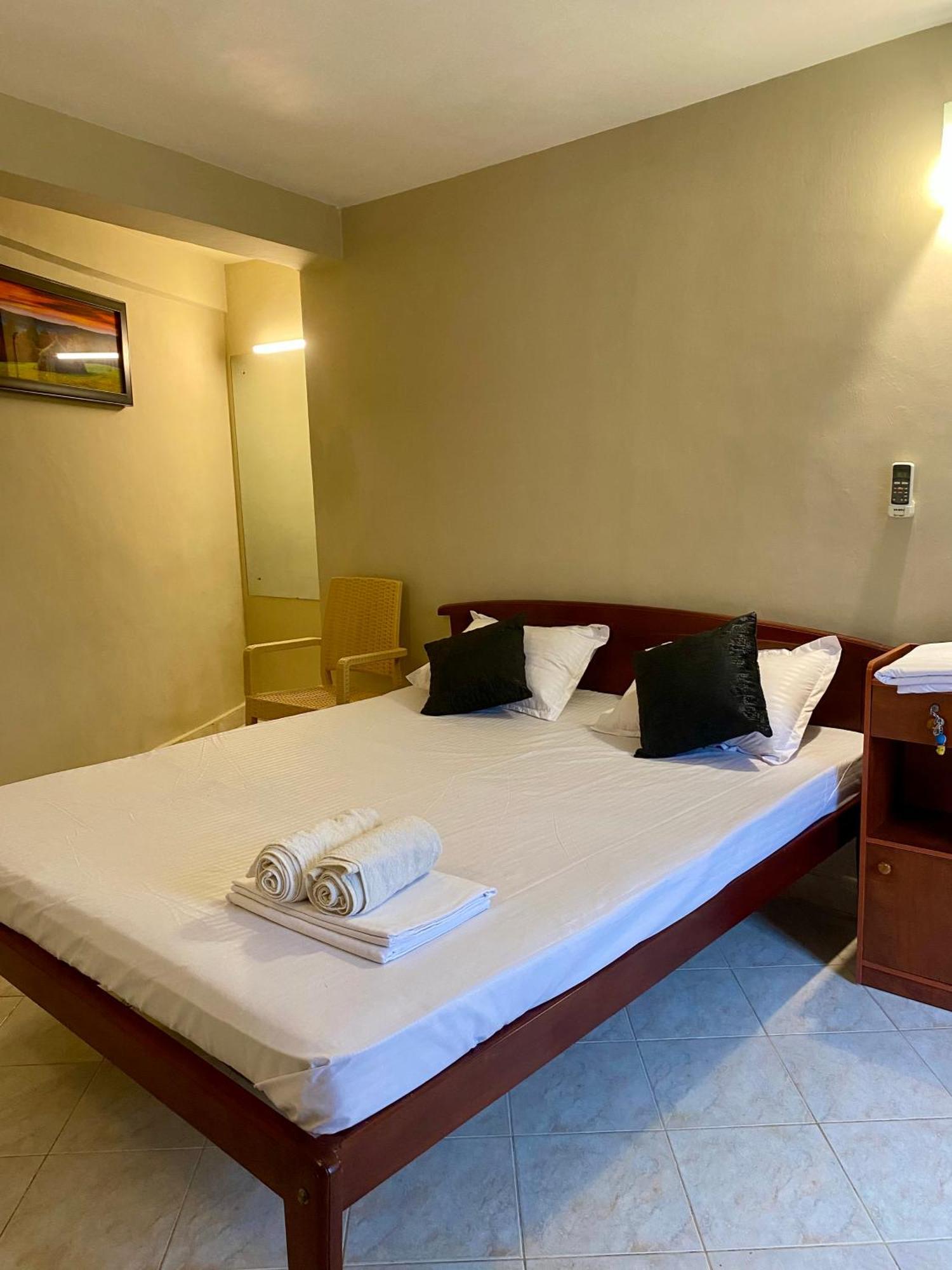 Grand Resort Kandy Eksteriør billede