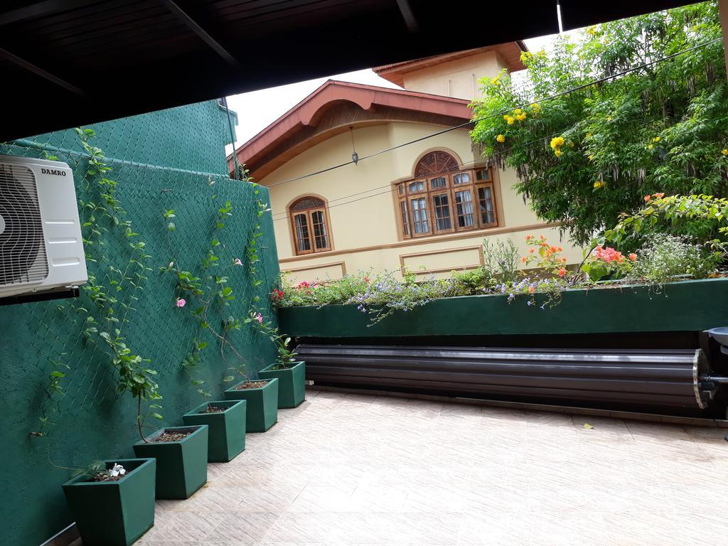 Grand Resort Kandy Eksteriør billede